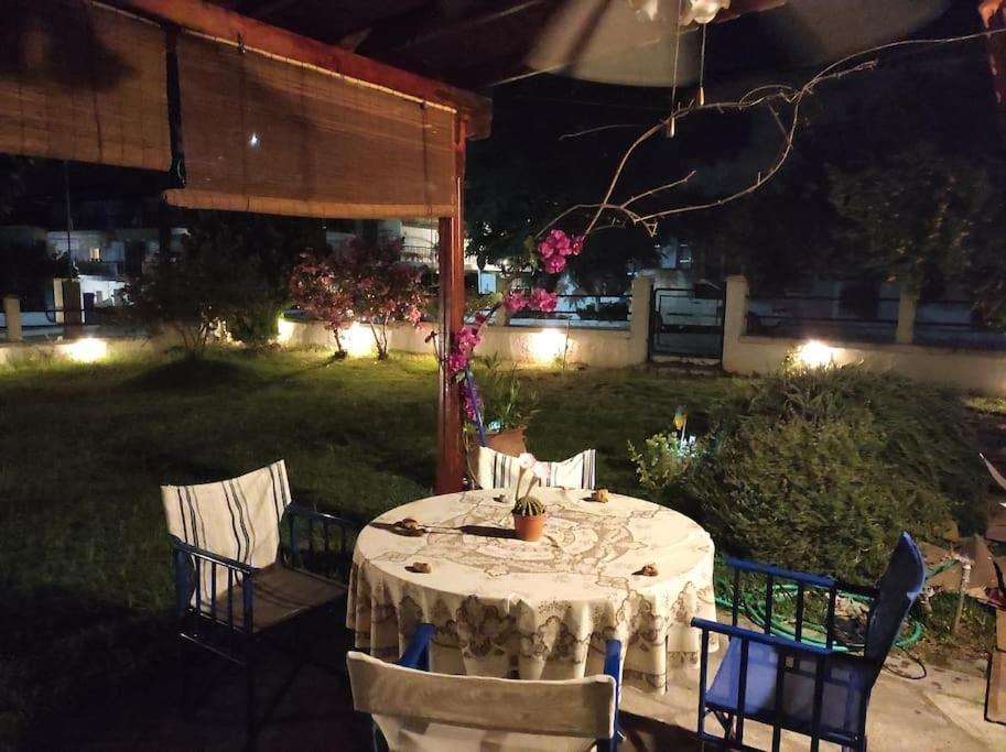 Summer House 150m From The For 5 Persons.