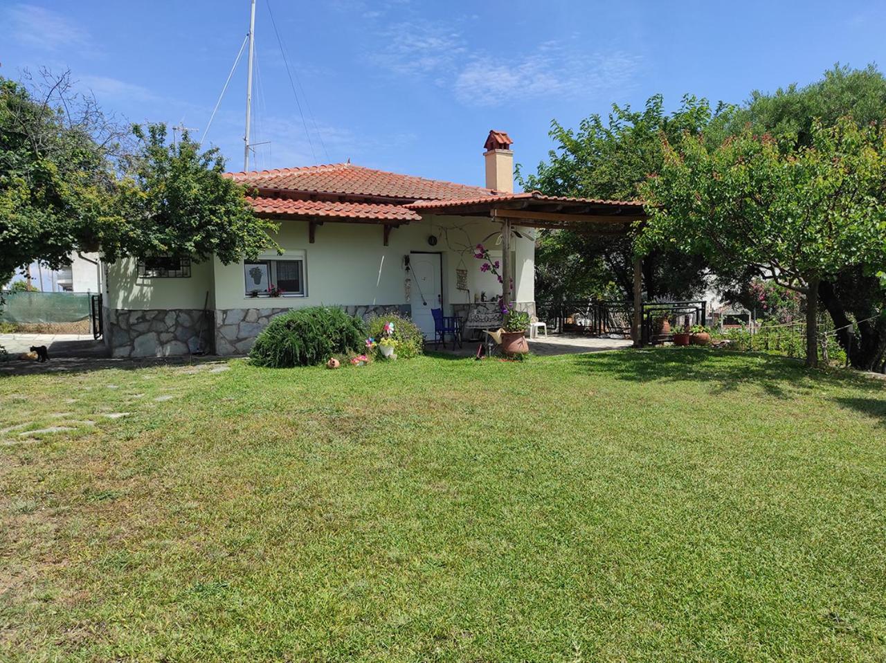 Summer House 150m From The For 5 Persons. Holiday home *
